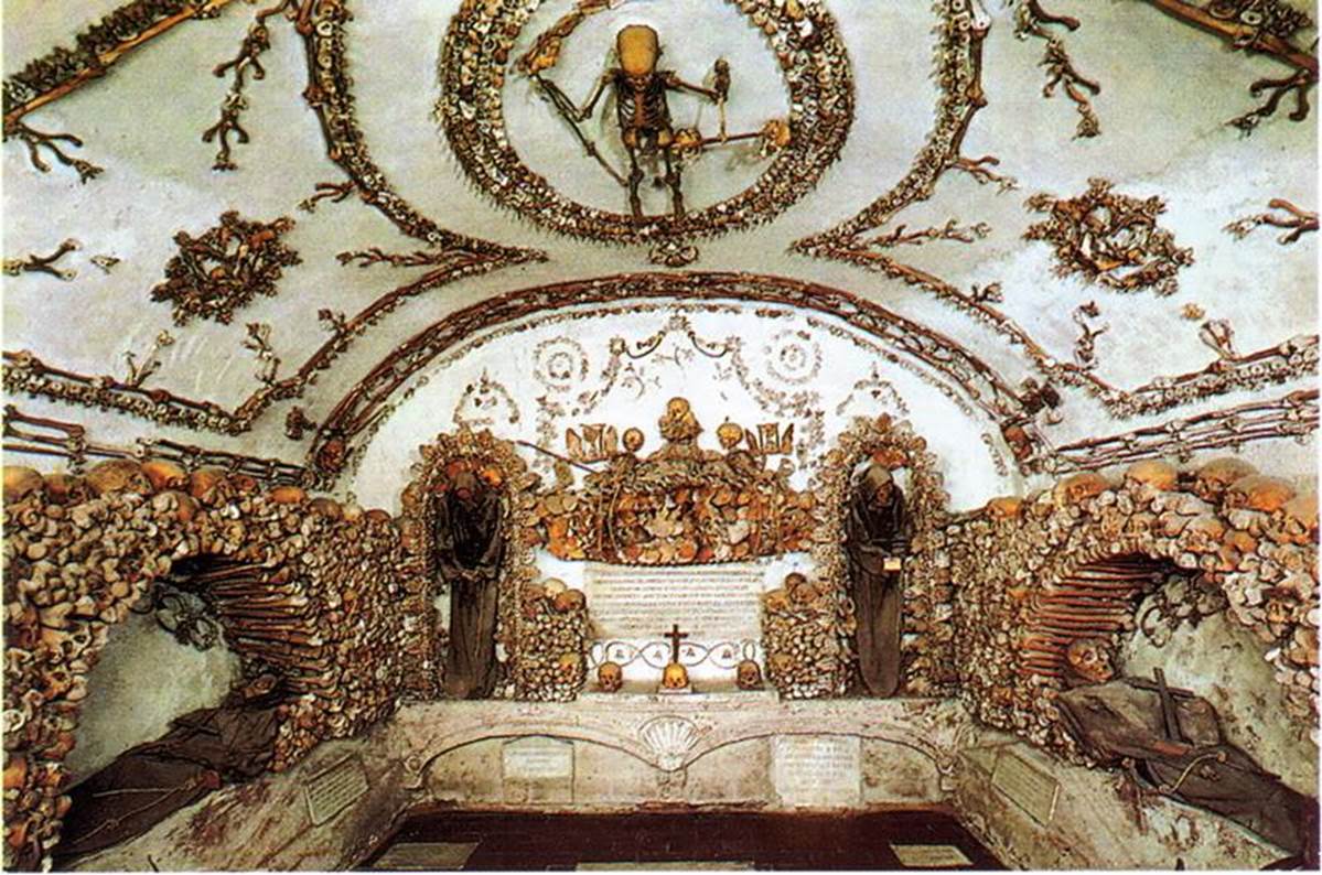 skull decorations