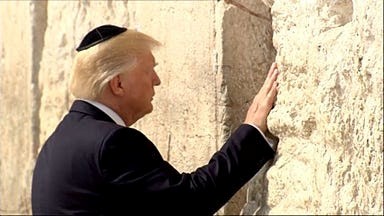 trump with yamaka
